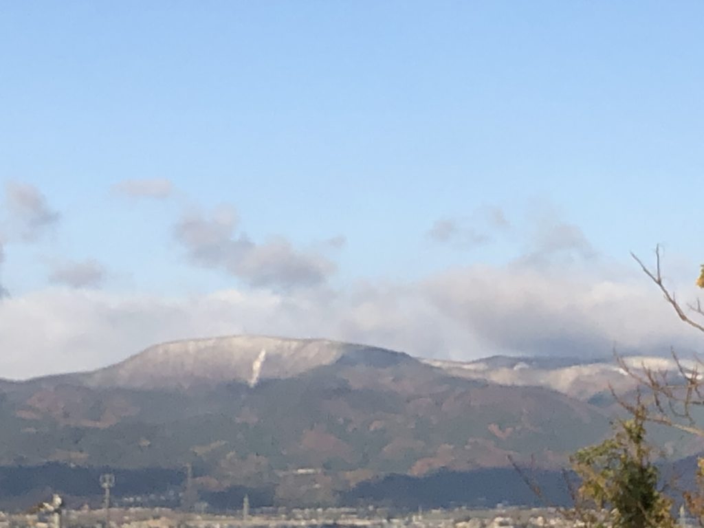 2019/11/21　半田山初冠雪